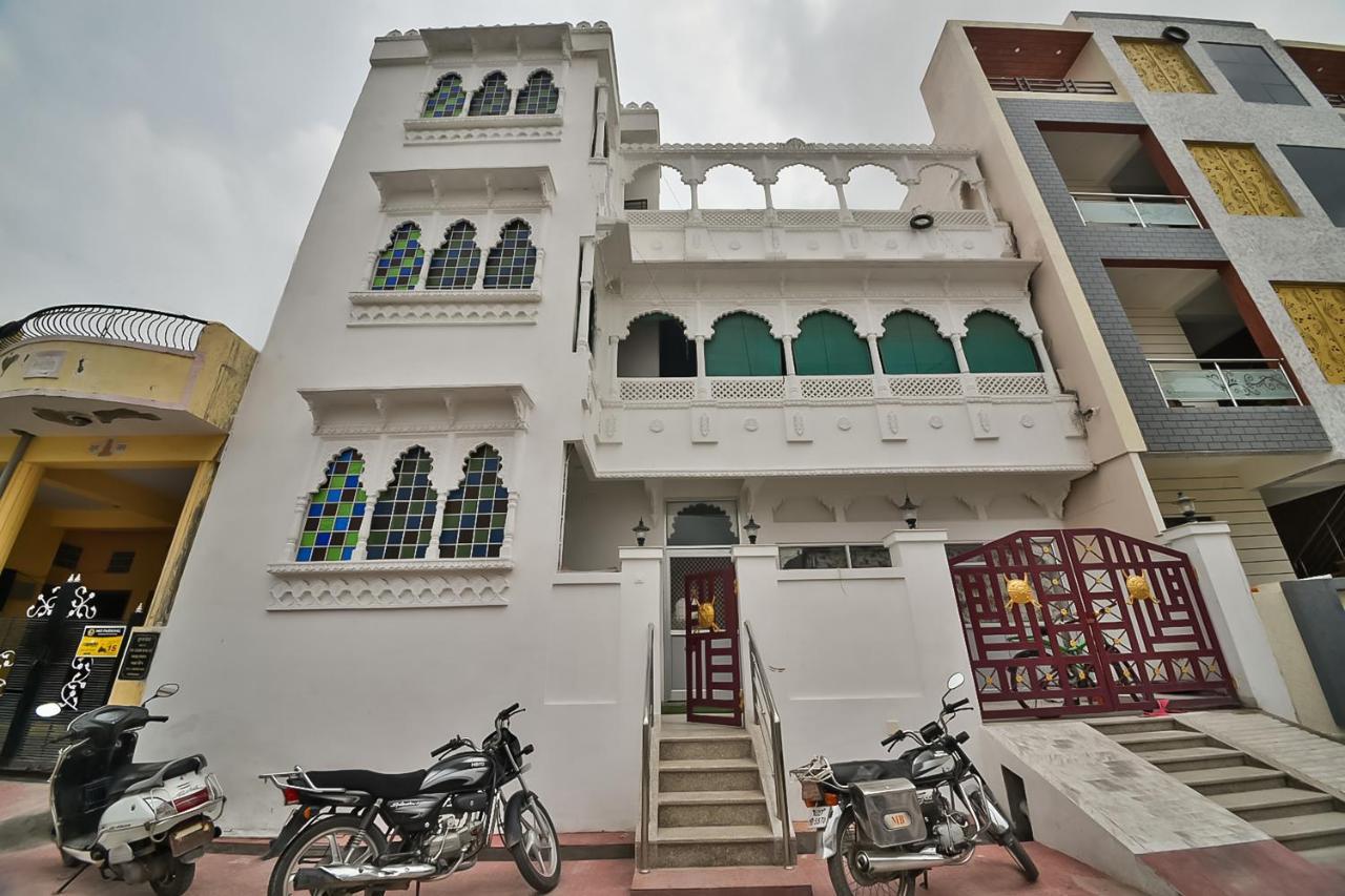 Oyo 62197 Shri Madan Mahal Indore Exterior foto
